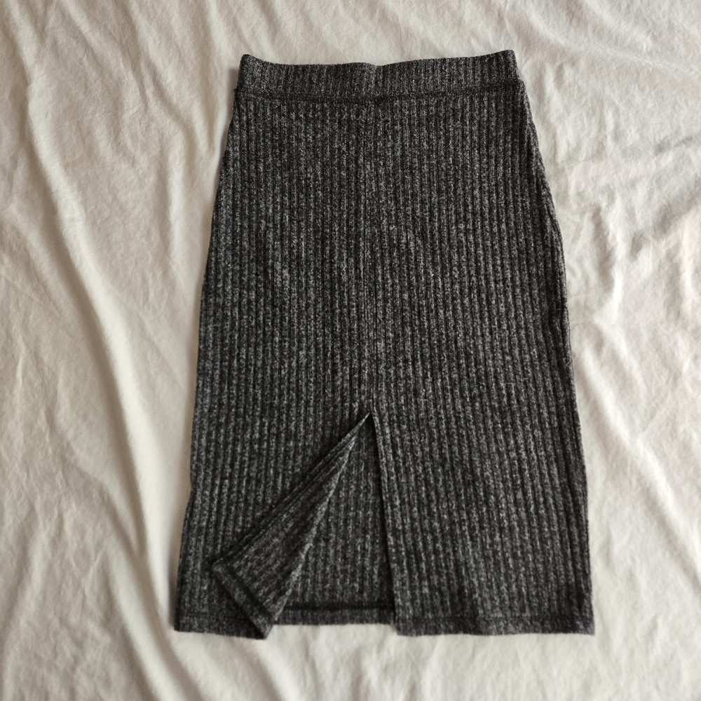 Wilfred Free Aritzia Grey Heather Knit Sweater Pencil Skirt sz S - Fall Academia